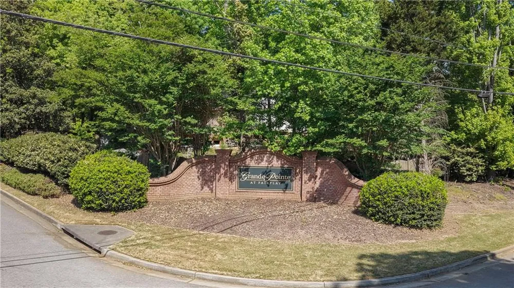 9550 Grande Drive Winston, GA 30187