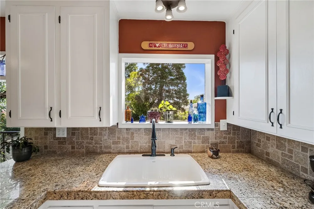 465 Hillcrest Drive Lakeport, CA 95453