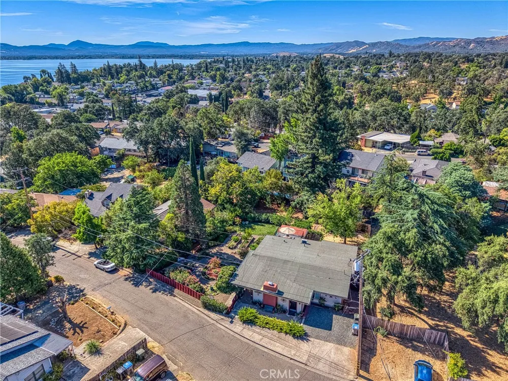 465 Hillcrest Drive Lakeport, CA 95453