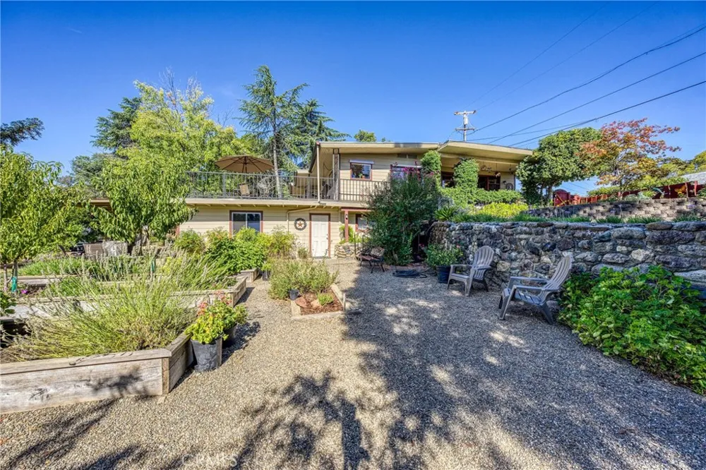 465 Hillcrest Drive Lakeport, CA 95453