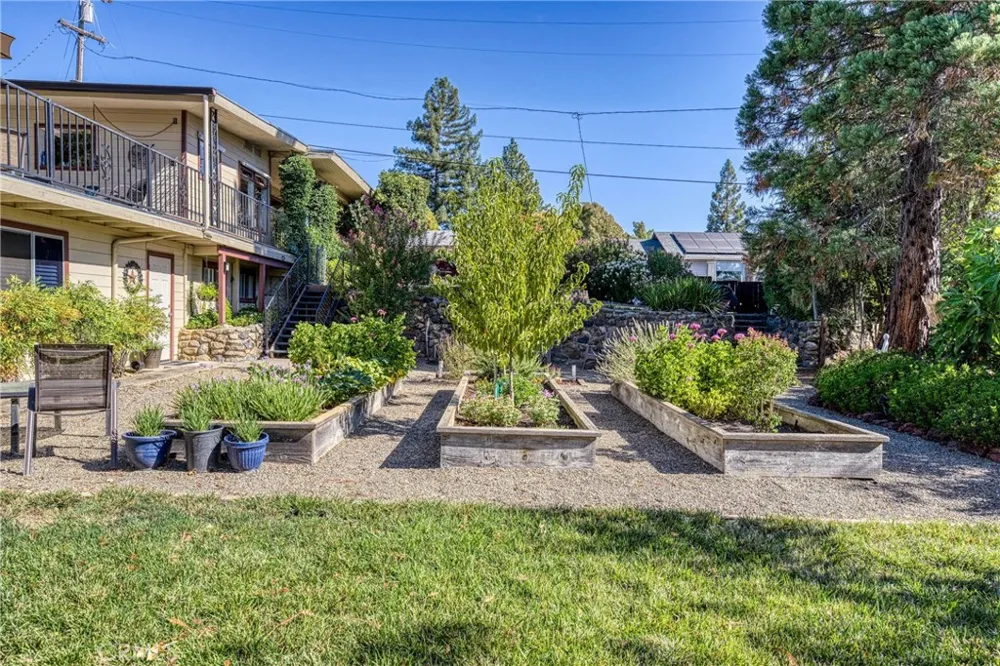465 Hillcrest Drive Lakeport, CA 95453