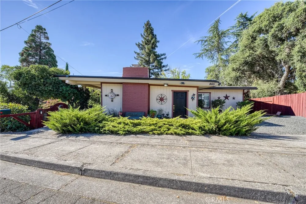 465 Hillcrest Drive Lakeport, CA 95453