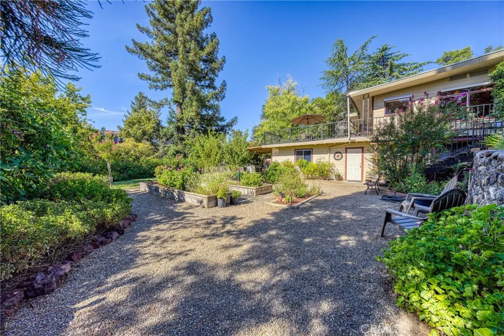 465 Hillcrest Drive Lakeport, CA 95453