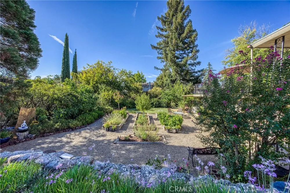 465 Hillcrest Drive Lakeport, CA 95453
