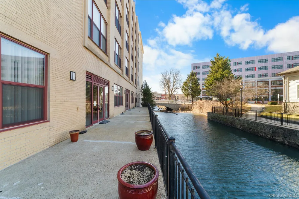 1 Scarsdale Road #319 Tuckahoe, NY 10707