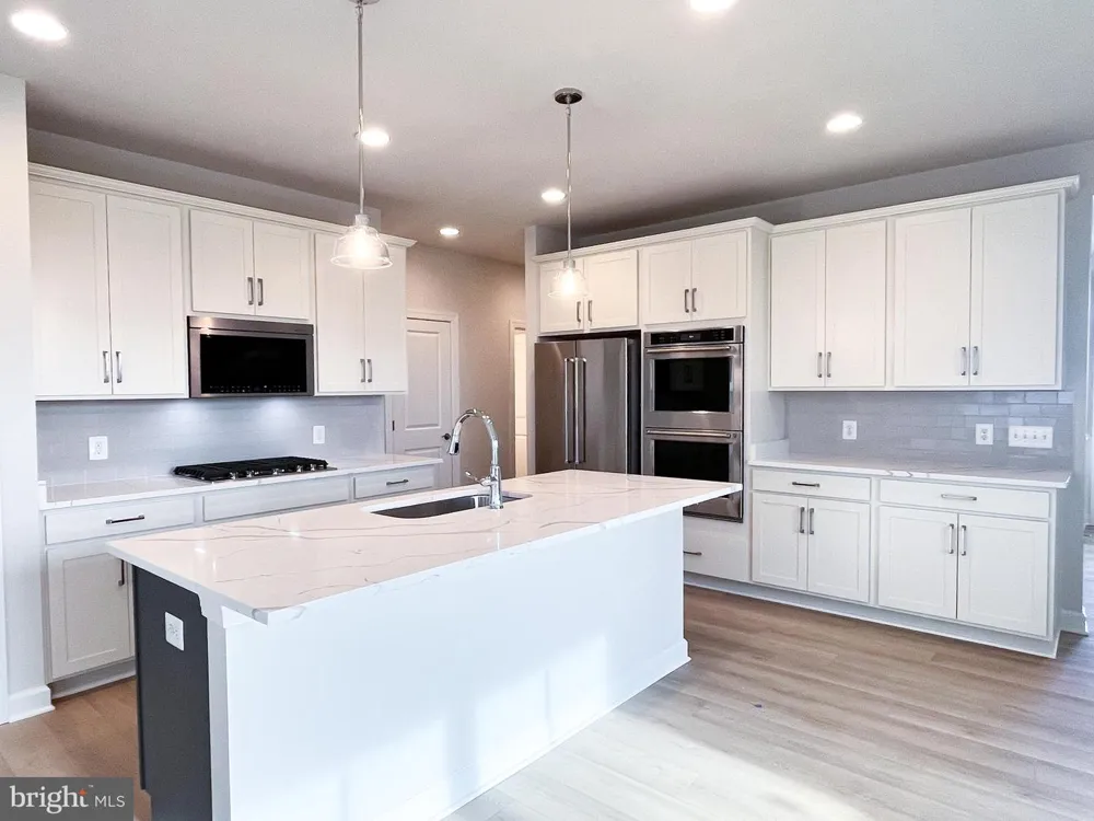 108 ZINNIA LANE Winchester, VA 22603