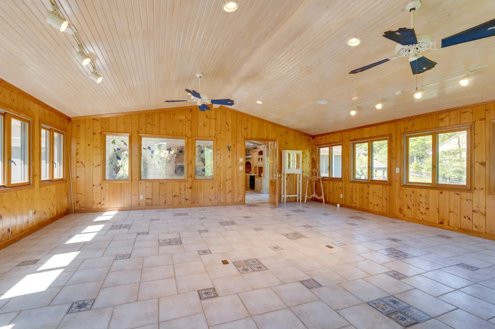 692 Tanglewood Dr Woodbury, TN 37190