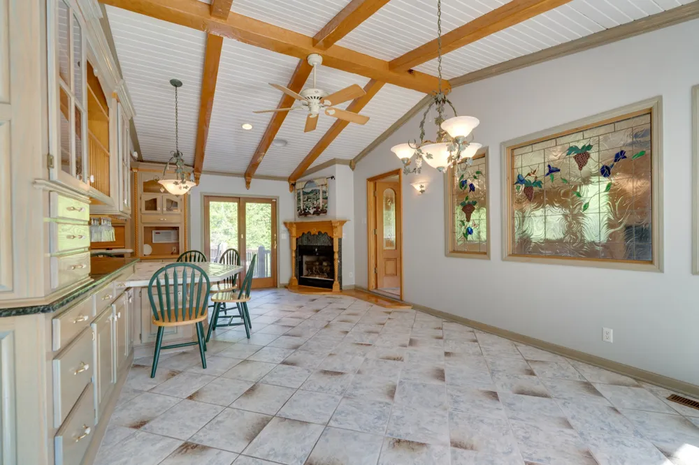 692 Tanglewood Dr Woodbury, TN 37190