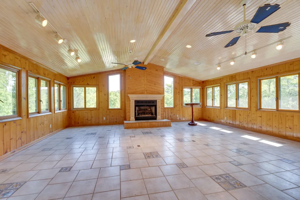 692 Tanglewood Dr Woodbury, TN 37190