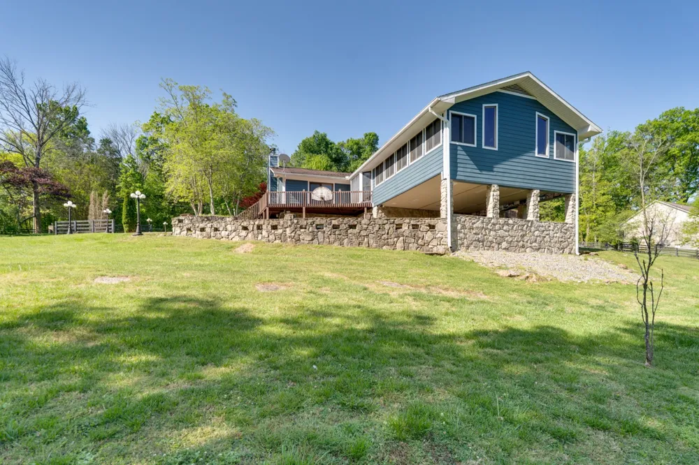 692 Tanglewood Dr Woodbury, TN 37190