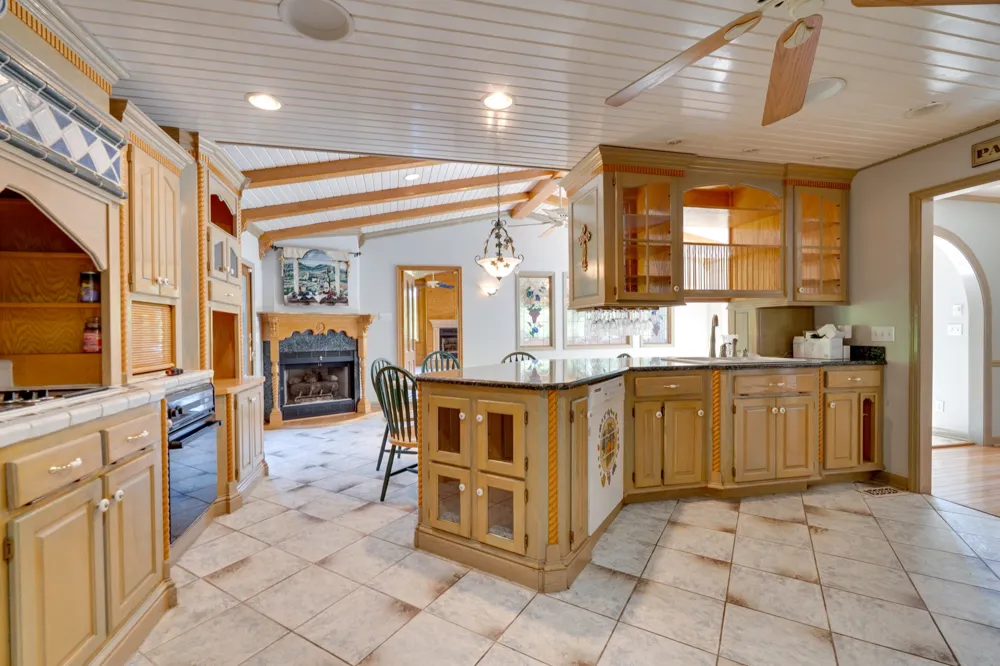 692 Tanglewood Dr Woodbury, TN 37190