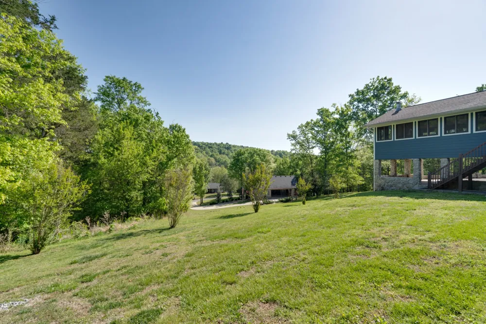 692 Tanglewood Dr Woodbury, TN 37190