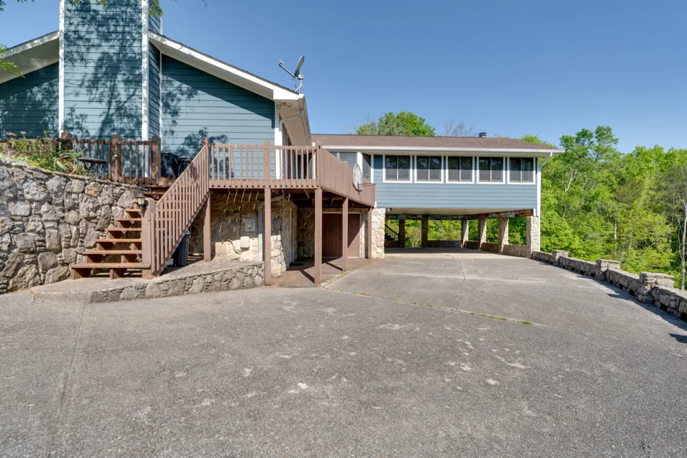 692 Tanglewood Dr Woodbury, TN 37190