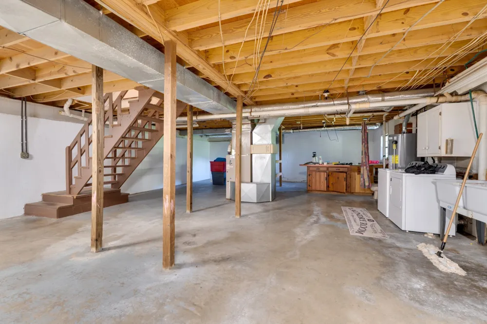692 Tanglewood Dr Woodbury, TN 37190