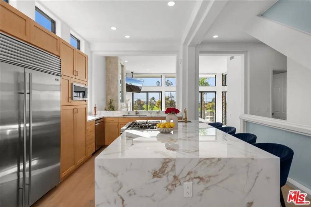 6730 Esplanade Street Playa del Rey, CA 90293