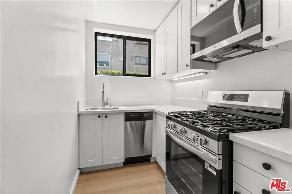 6730 Esplanade Street Playa del Rey, CA 90293