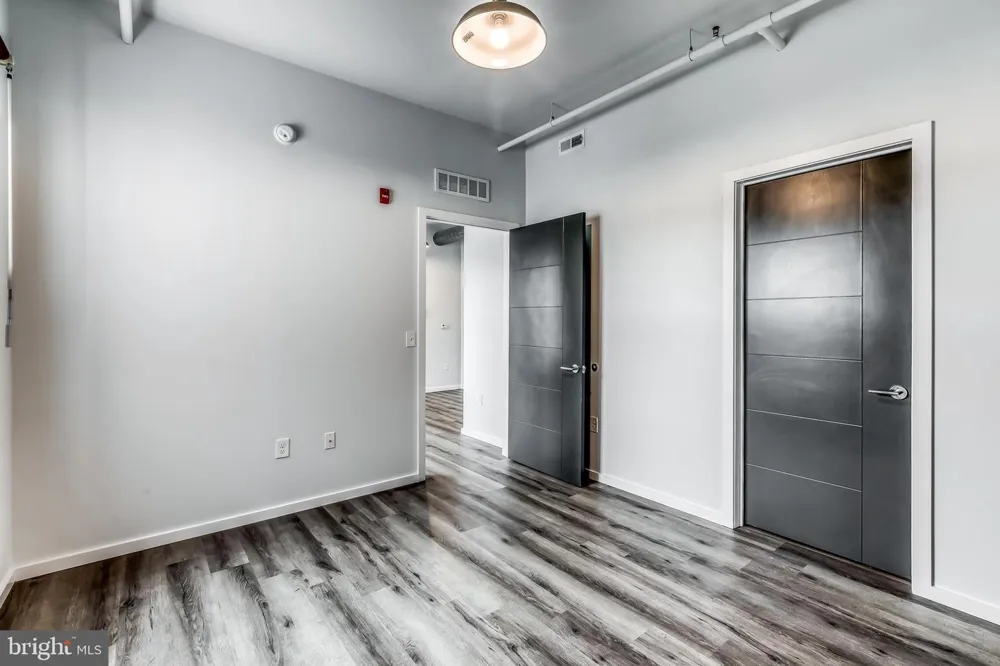 4800 BROWN STREET #UNIT 405 Philadelphia, PA 19139