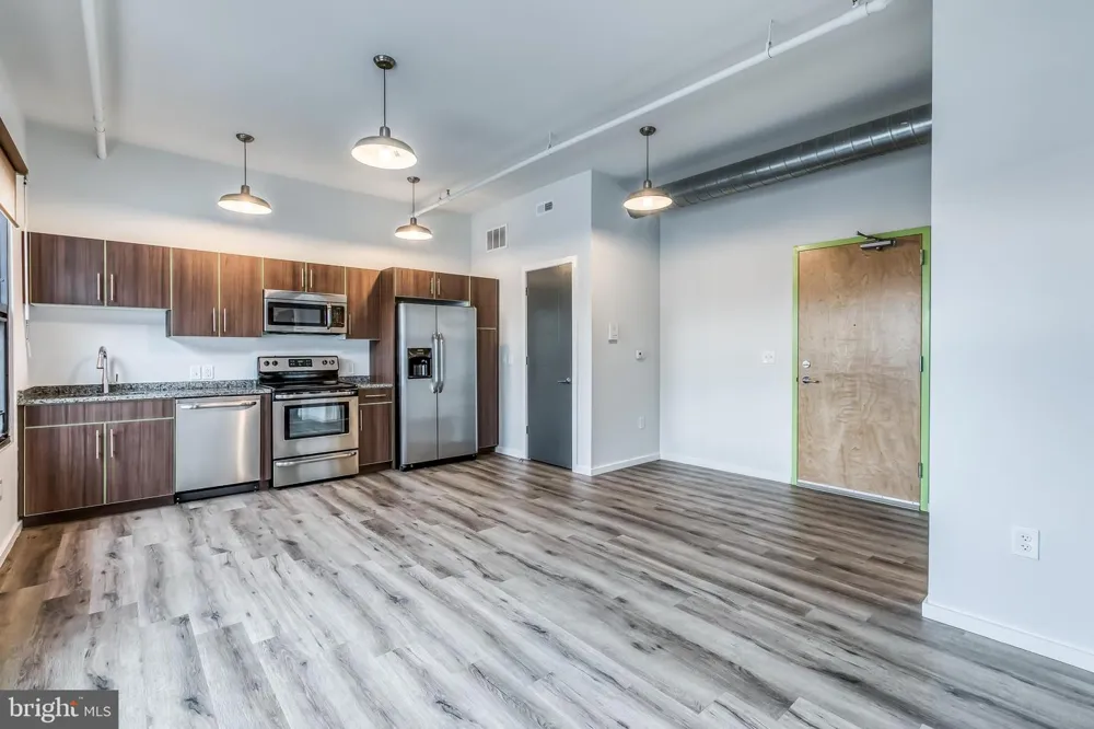 4800 BROWN STREET #UNIT 405 Philadelphia, PA 19139