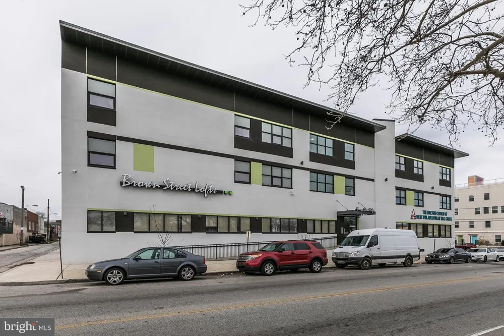4800 BROWN STREET #UNIT 405 Philadelphia, PA 19139