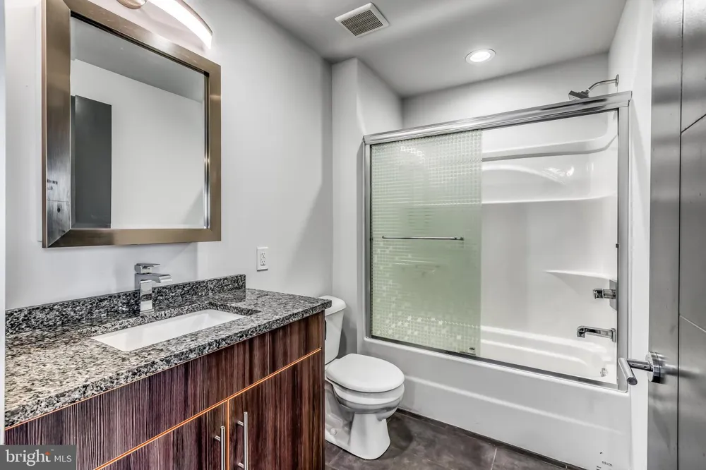 4800 BROWN STREET #UNIT 405 Philadelphia, PA 19139