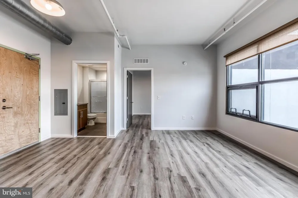 4800 BROWN STREET #UNIT 405 Philadelphia, PA 19139