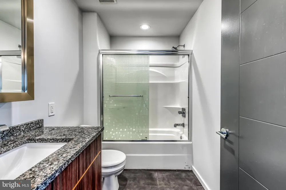 4800 BROWN STREET #UNIT 405 Philadelphia, PA 19139