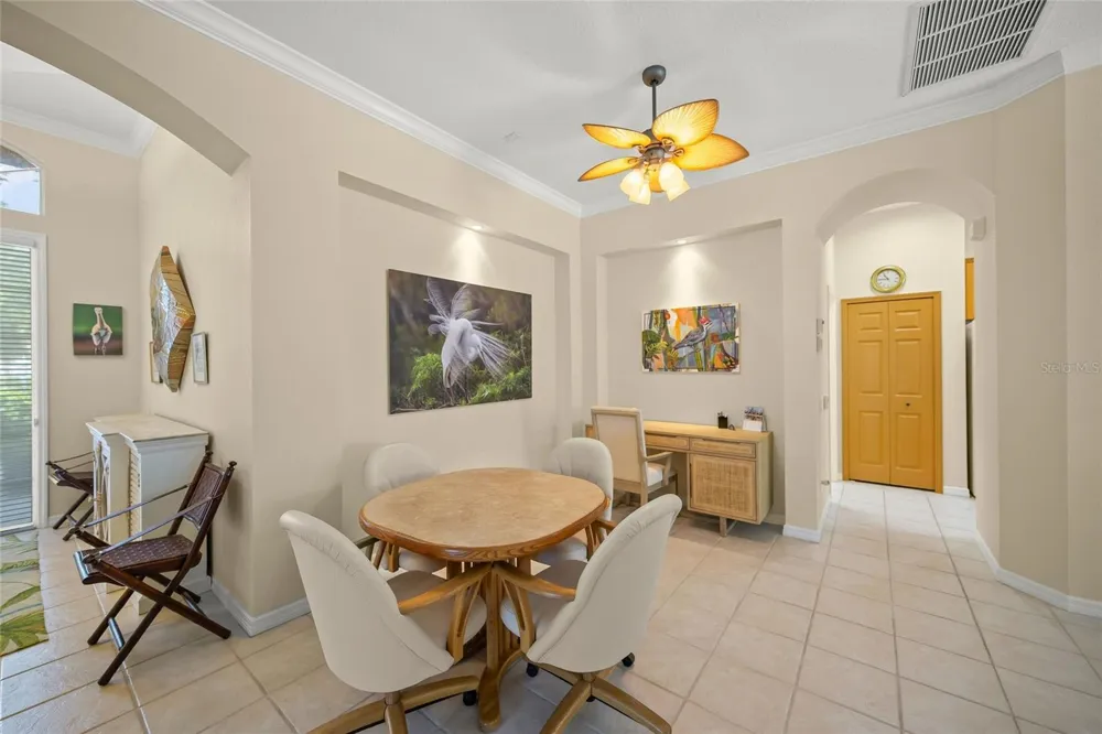 6923 LENNOX PLACE University Park, FL 34201
