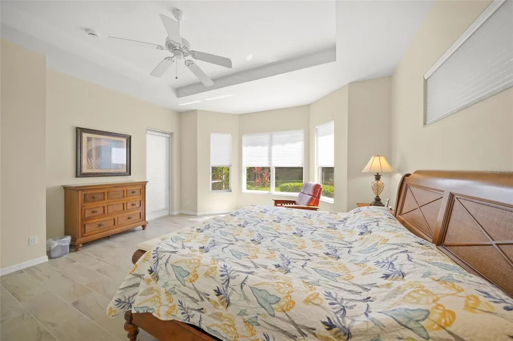 6923 LENNOX PLACE University Park, FL 34201