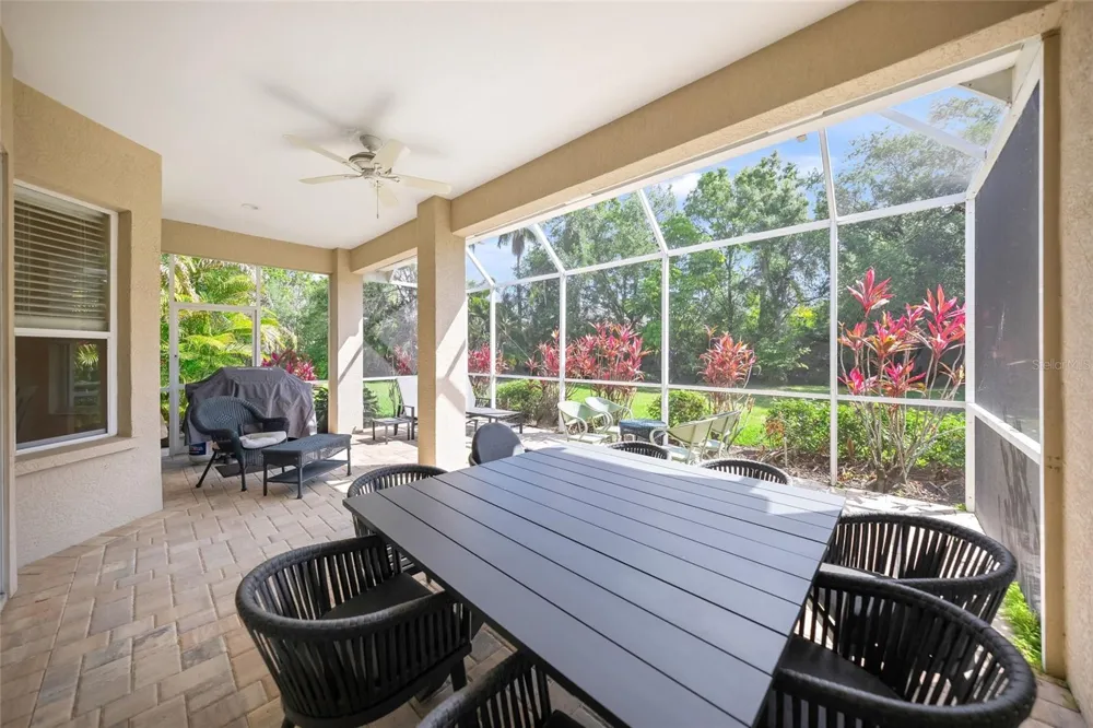 6923 LENNOX PLACE University Park, FL 34201