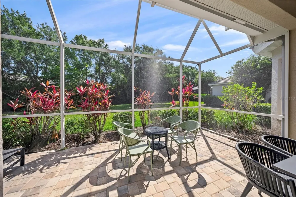 6923 LENNOX PLACE University Park, FL 34201