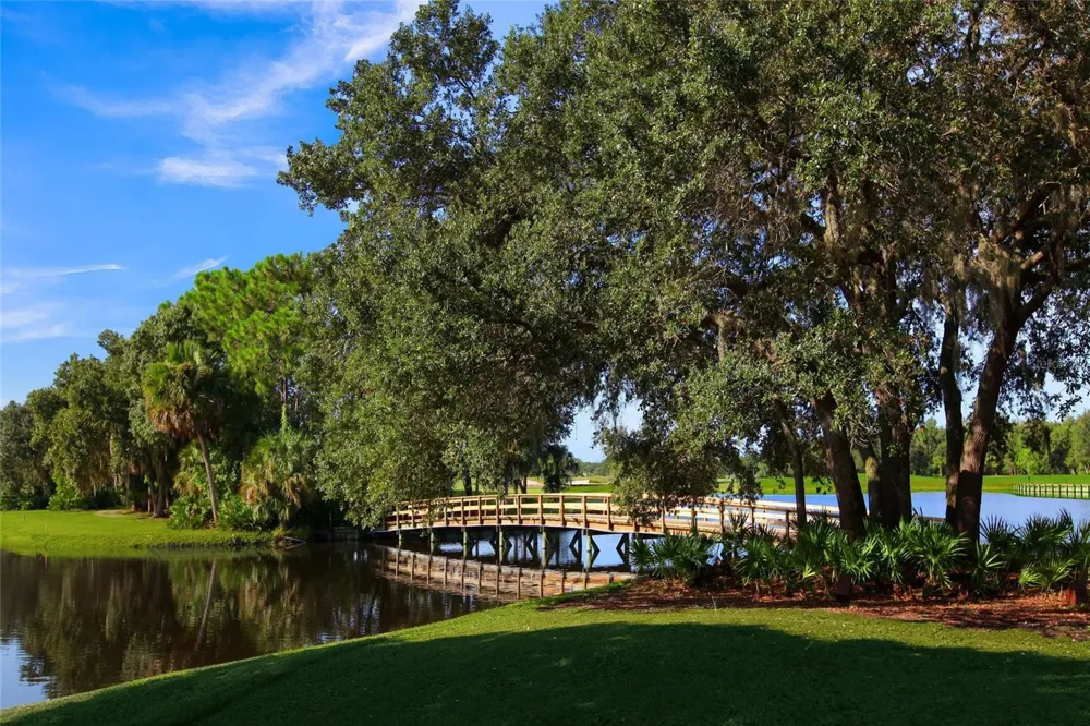 6923 LENNOX PLACE University Park, FL 34201