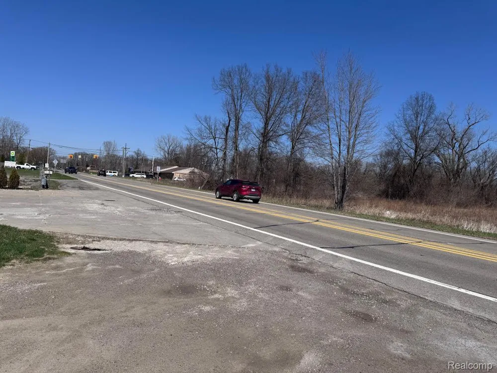 Sibley Road Romulus City, MI 48174