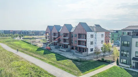 4218 Park Place Circle #202
