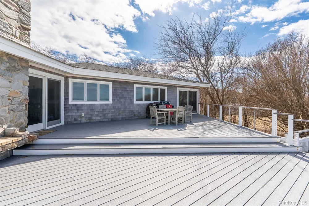 56765 Route 48 Greenport, NY 11944
