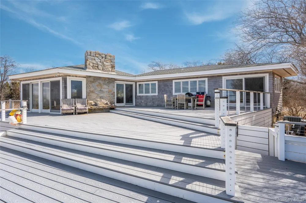 56765 Route 48 Greenport, NY 11944