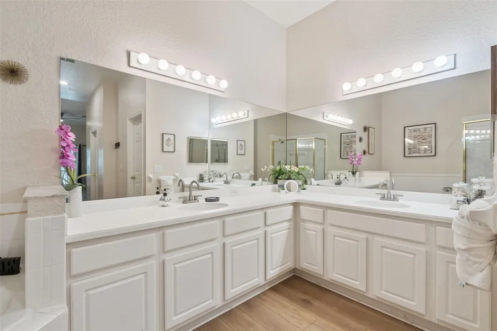 313 LUCAYA LOOP Davenport, FL 33897