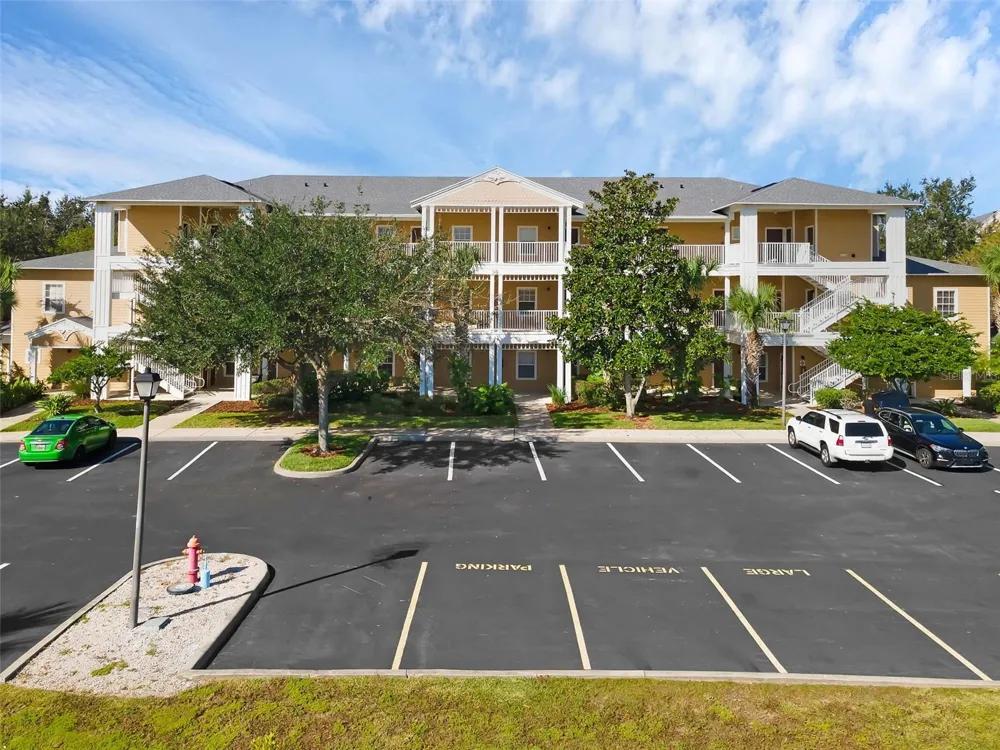 313 LUCAYA LOOP Davenport, FL 33897