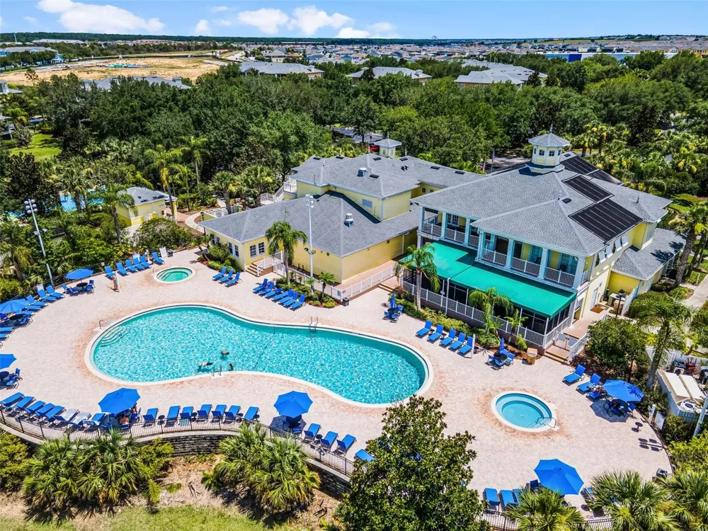 313 LUCAYA LOOP Davenport, FL 33897
