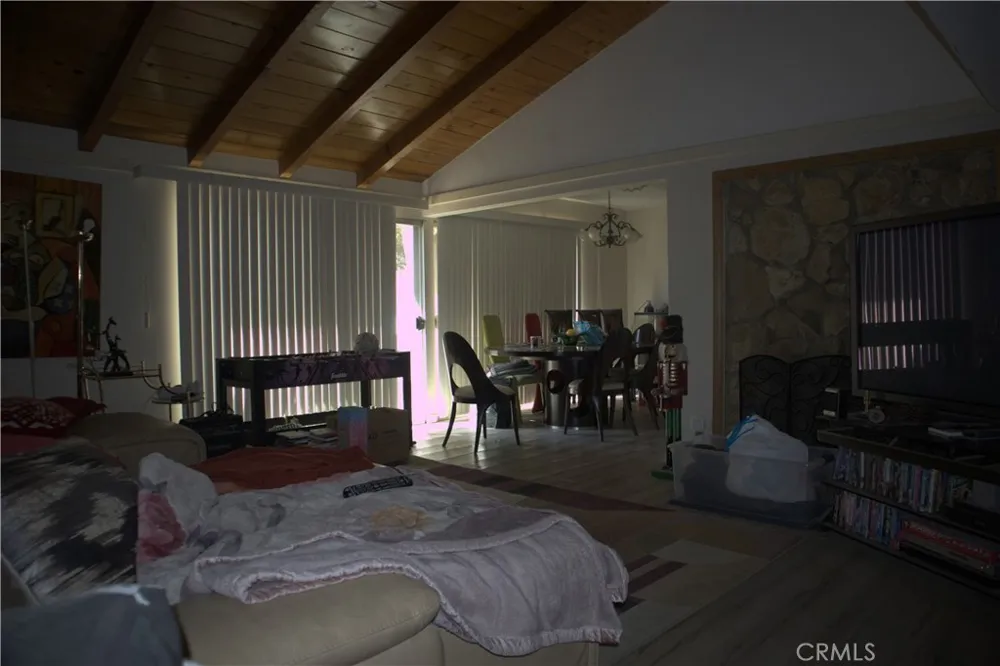 7845 Sausalito West Hills, CA 91304