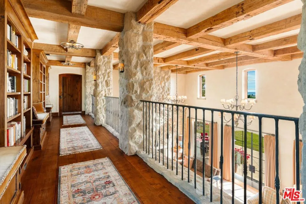 1915 Monte Alegre Drive Carpinteria, CA 93013
