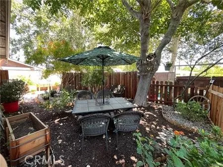 23101 Lanark Street #2 West Hills, CA 91304