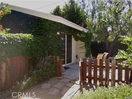 23101 Lanark Street #2 West Hills, CA 91304