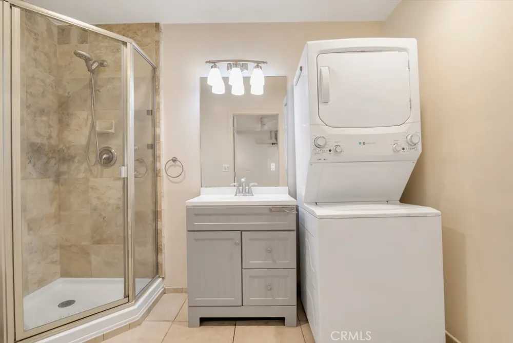 23101 Lanark Street #2 West Hills, CA 91304