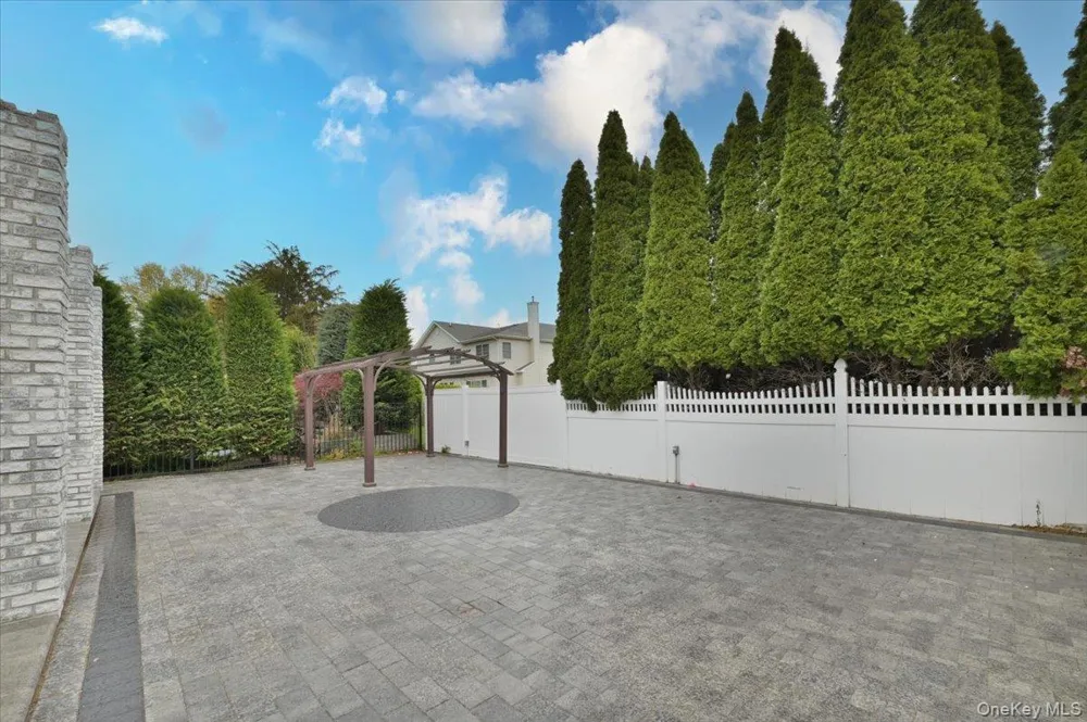 26 Maeder Avenue Merrick, NY 11566