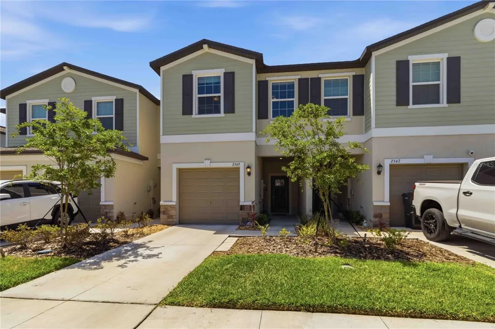 2549 SUNRAY VENUS WAY Ruskin, FL 33570