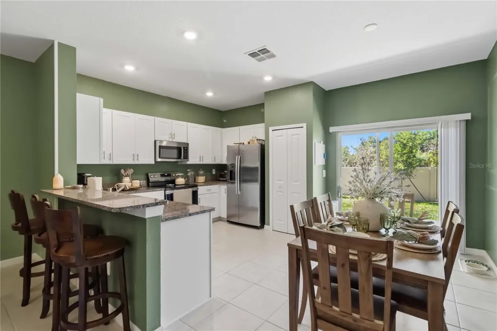 2549 SUNRAY VENUS WAY Ruskin, FL 33570
