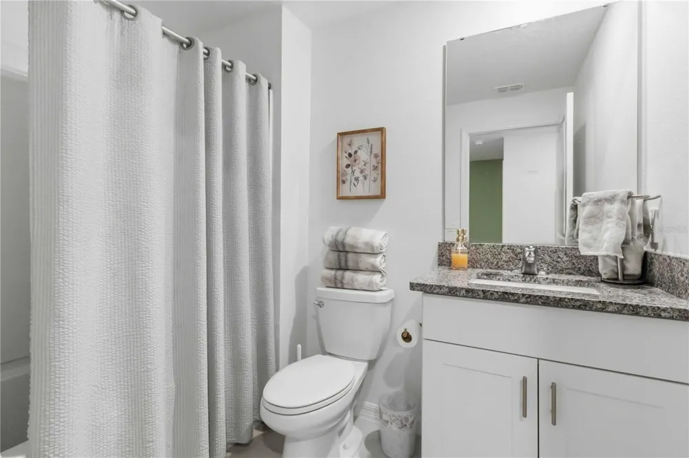 2549 SUNRAY VENUS WAY Ruskin, FL 33570