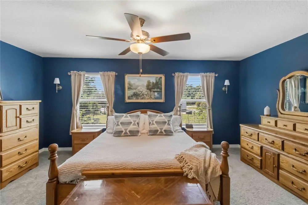 2549 SUNRAY VENUS WAY Ruskin, FL 33570