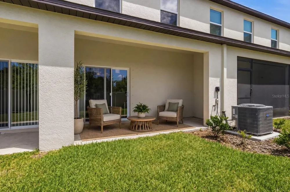 2549 SUNRAY VENUS WAY Ruskin, FL 33570