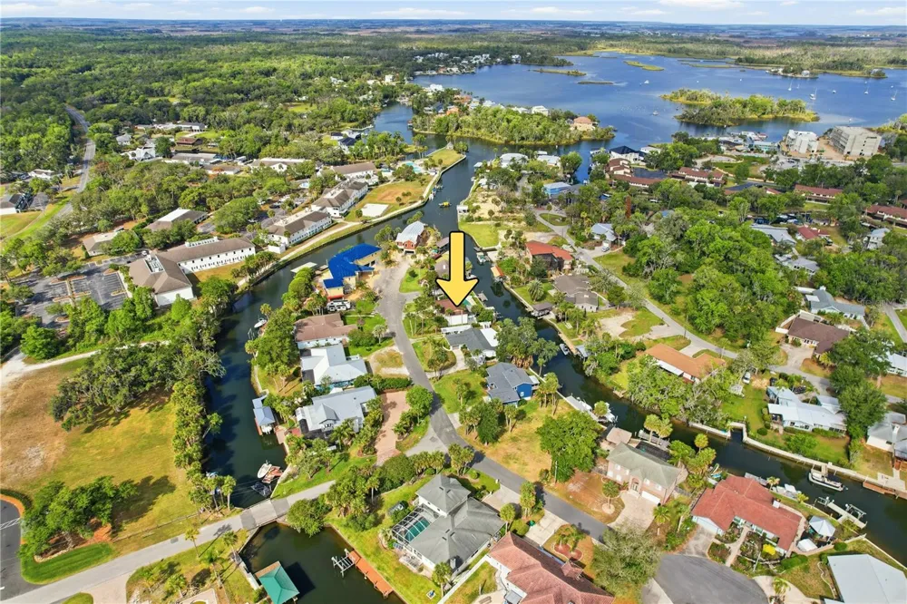 9235 W HARBOR ISLE COURT Crystal River, FL 34429